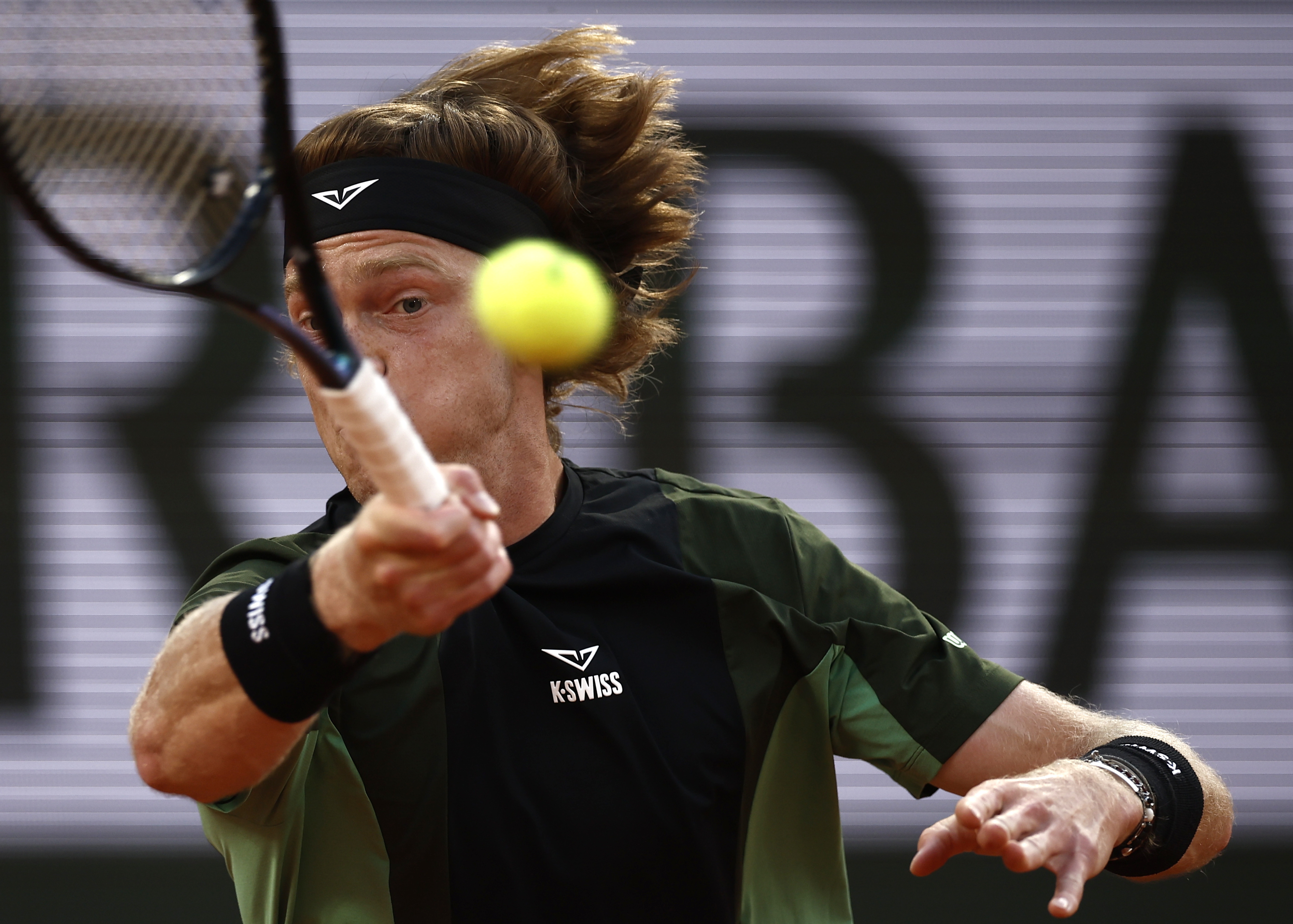 爱游戏官网-法网碾压蒙特卡洛大师赛，辛纳状态火热