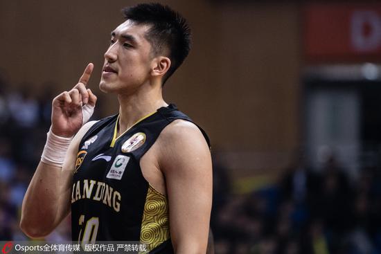 爱游戏2026-山东队横扫福建队，陶汉林关键制胜