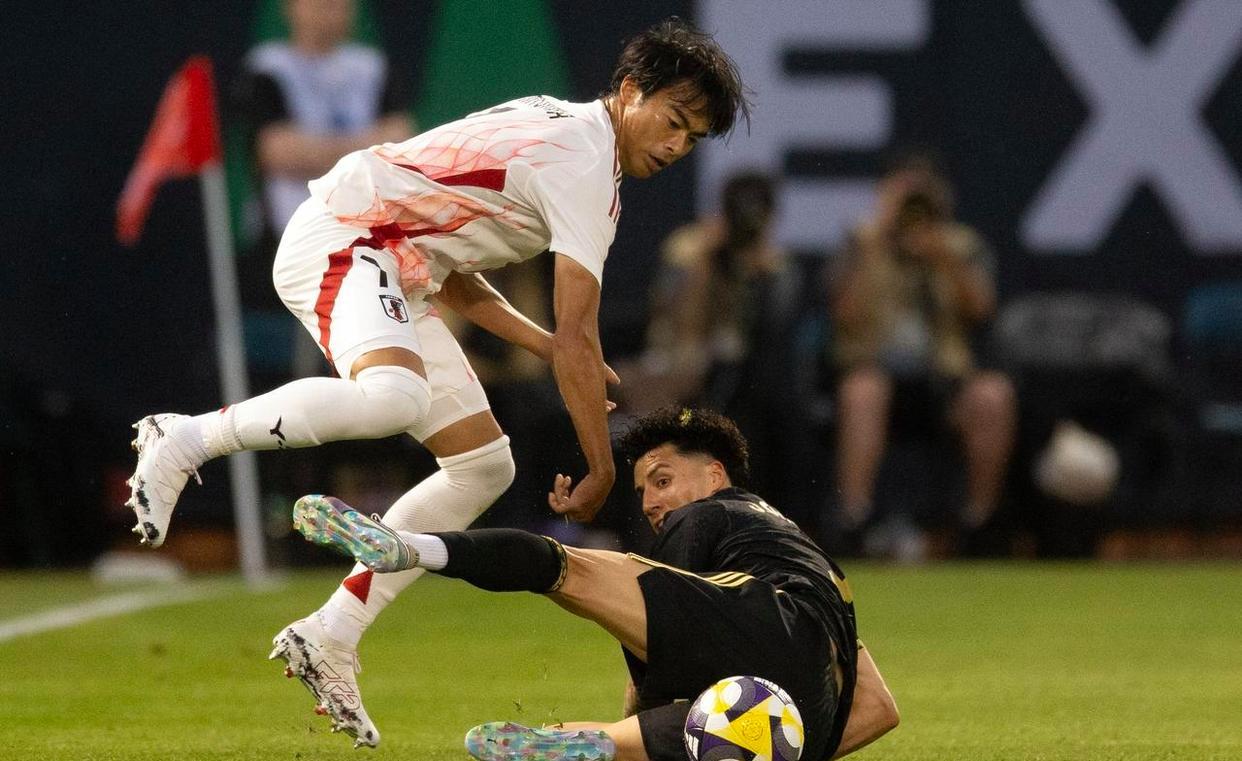 墨西哥国家队在友谊赛中击败对手