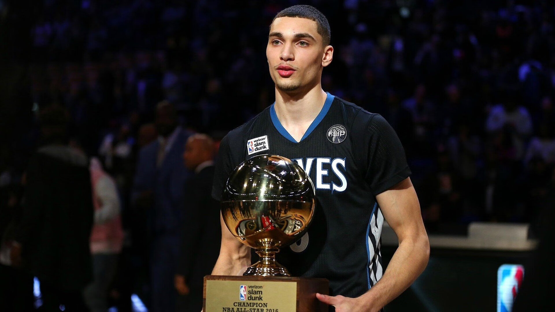 大马风暴席卷东京!黄鸭组合铁血双翼扛起全队碾压日本