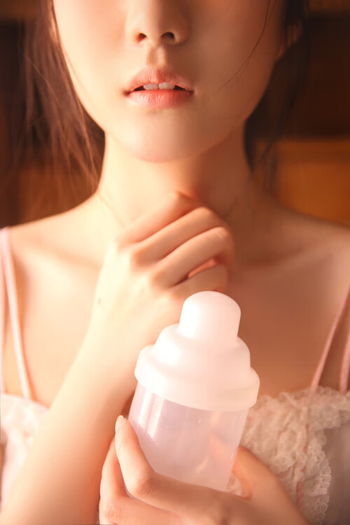 北欧寒冰刺破高卢壁垒,里昂之夜,赖斯一锤定音助冰岛奇迹突围