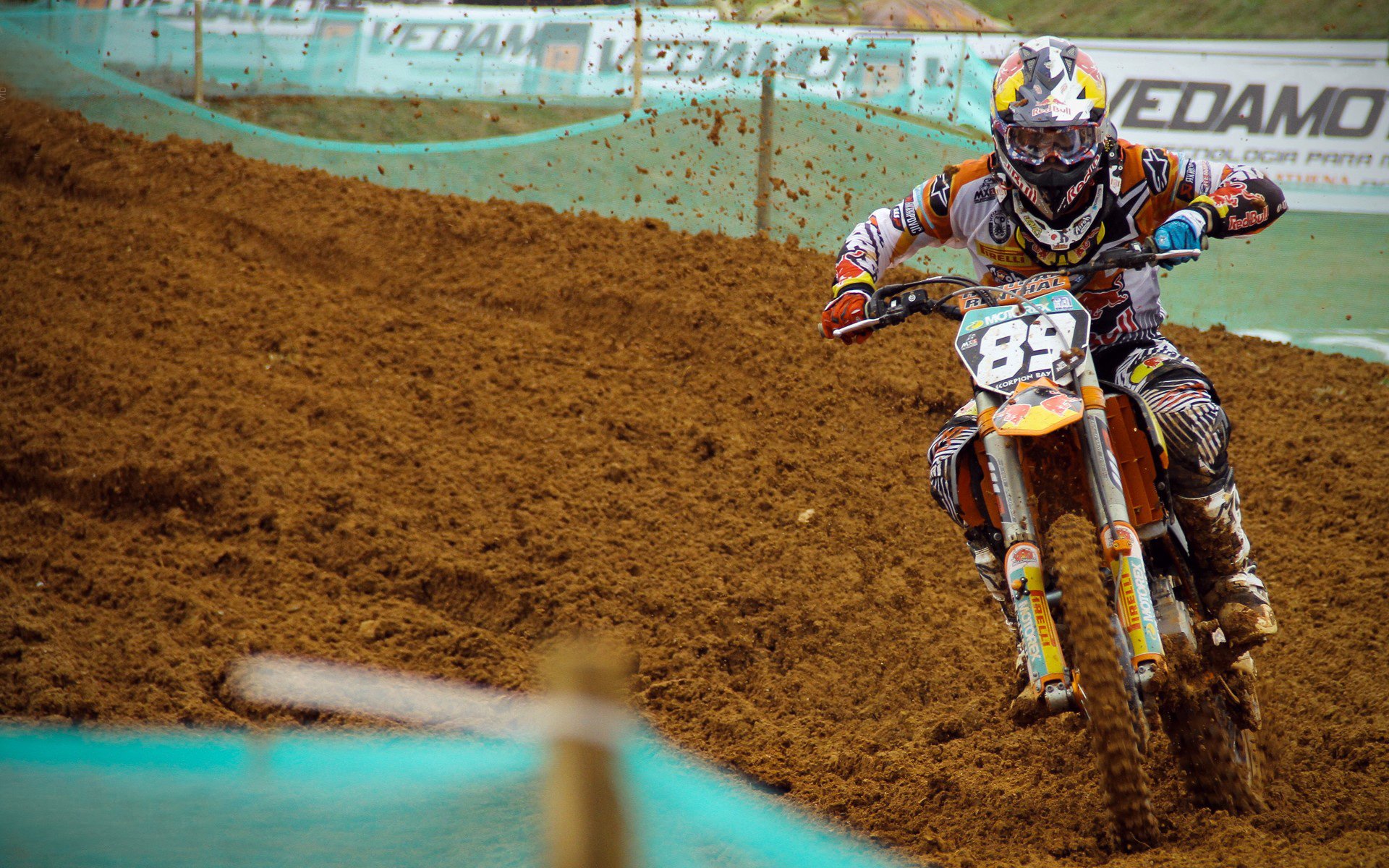 戈贝尔擎天定西北 新疆爆冷逆乾坤