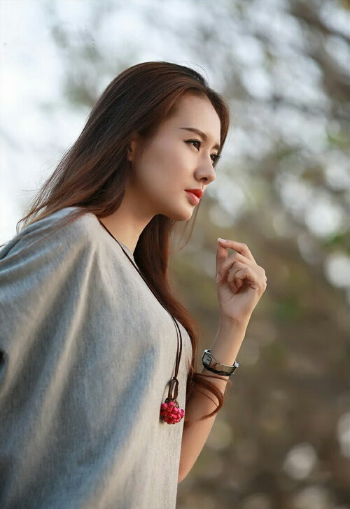 电光与岩石，萨卡高光表现与希腊鏖战背后的足球美学对抗