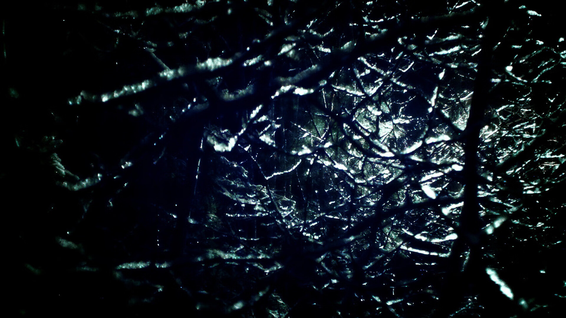 爱游戏官方-隐形裁判，当字母哥的阴影笼罩活塞与公牛之战